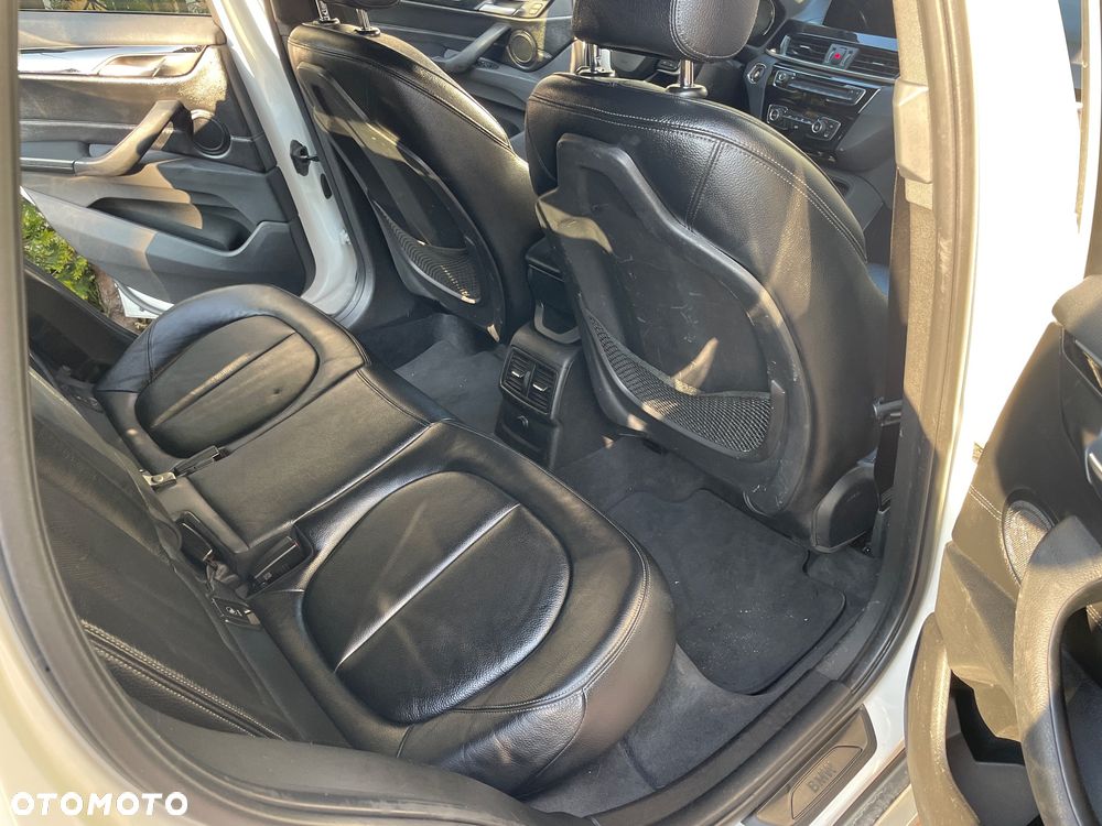 BMW X1 - 10