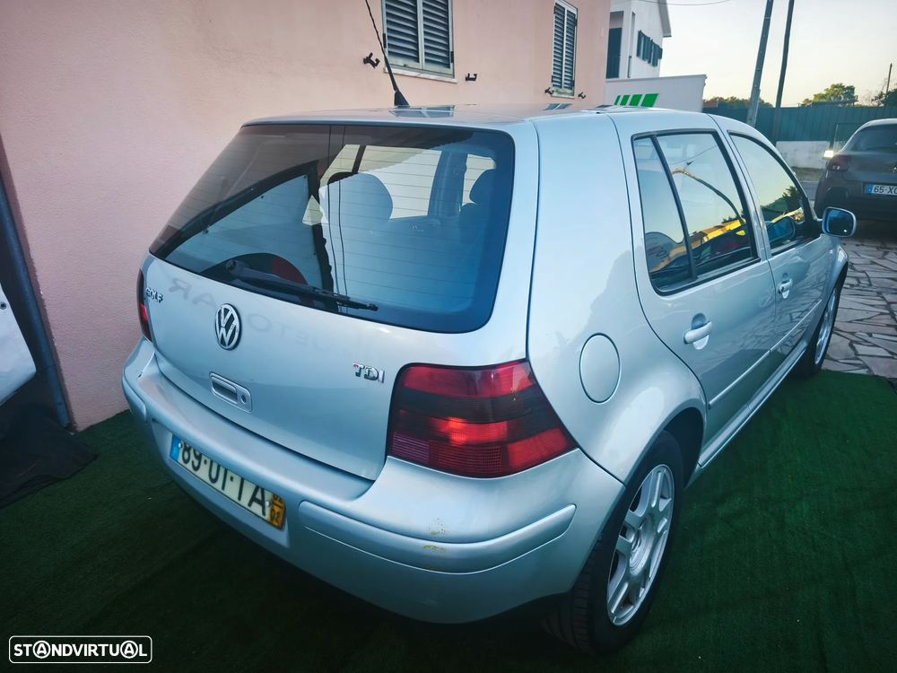 VW Golf 1.9 TDi 25 Anos - 6