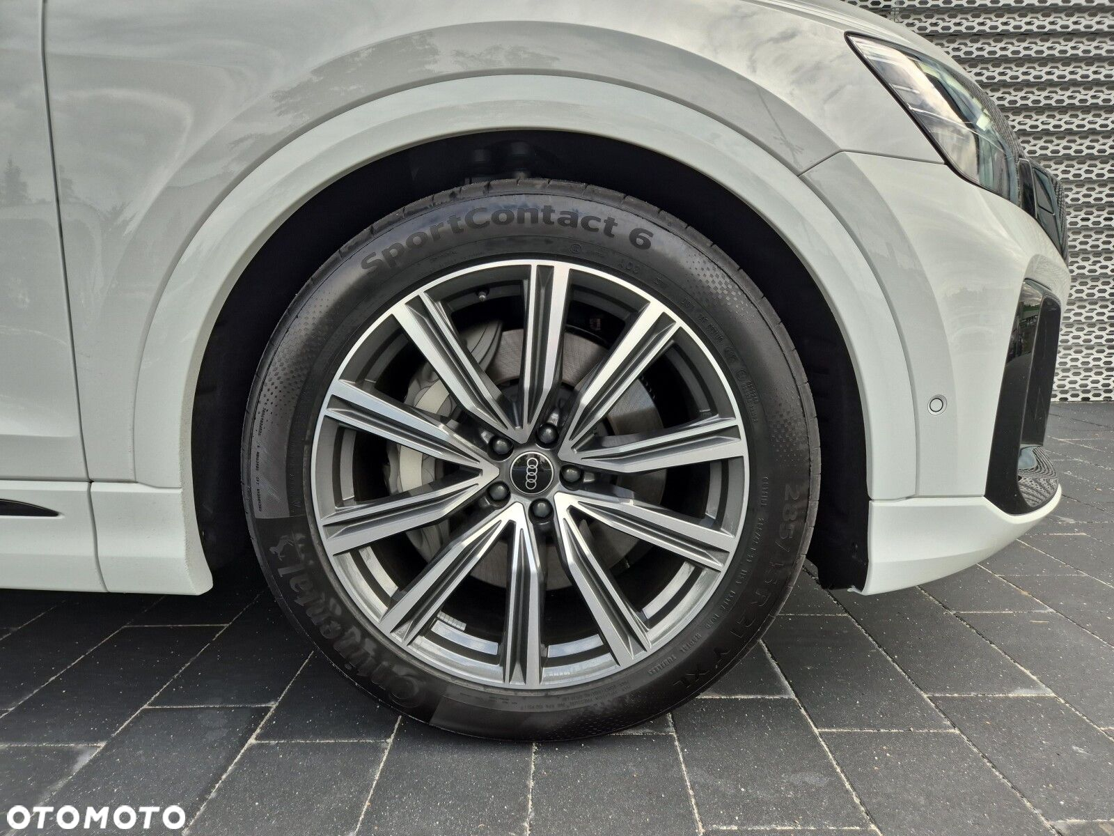 Audi Q8 - 18