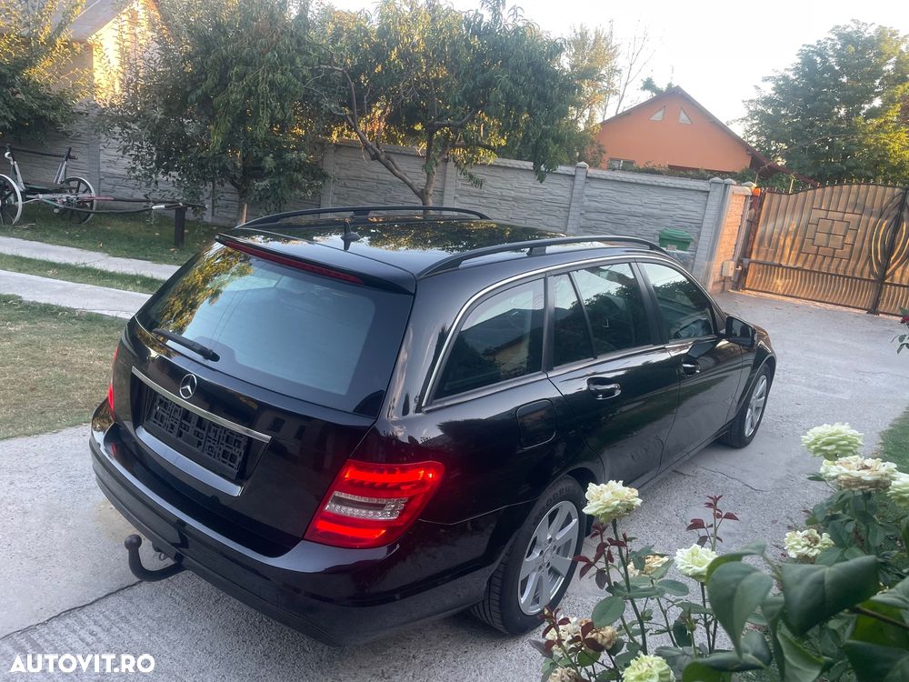 Mercedes-Benz C - 4