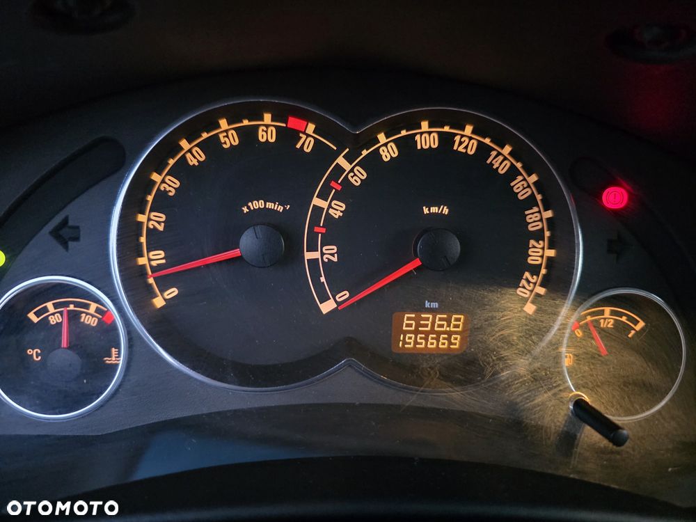 Opel Meriva 1.6 16V Cosmo - 10