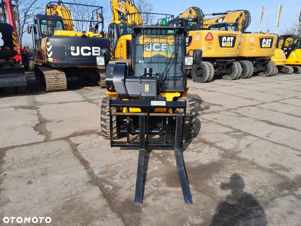 JCB 520-40 - 4