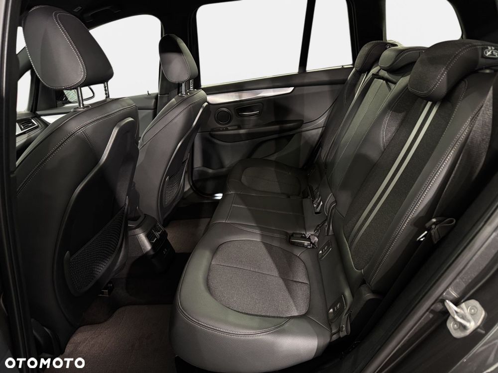 BMW Seria 2 - 24