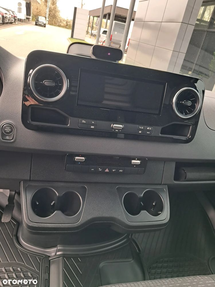 Mercedes-Benz Sprinter 315 CDI Furgon PRO standard  3665 mm L2H2 - 17