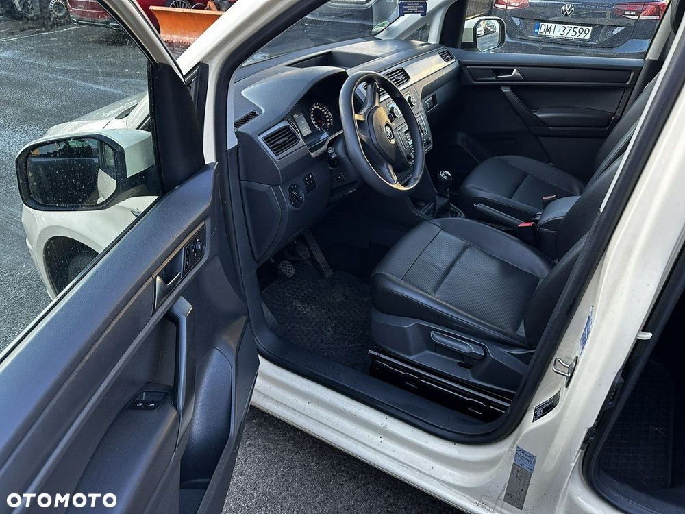 Volkswagen Caddy - 23