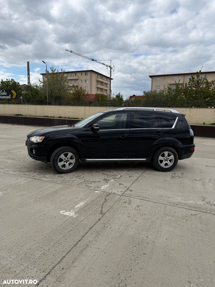 Mitsubishi Outlander 2.2 DI-D 4WD TC-SST Instyle A60 - 10