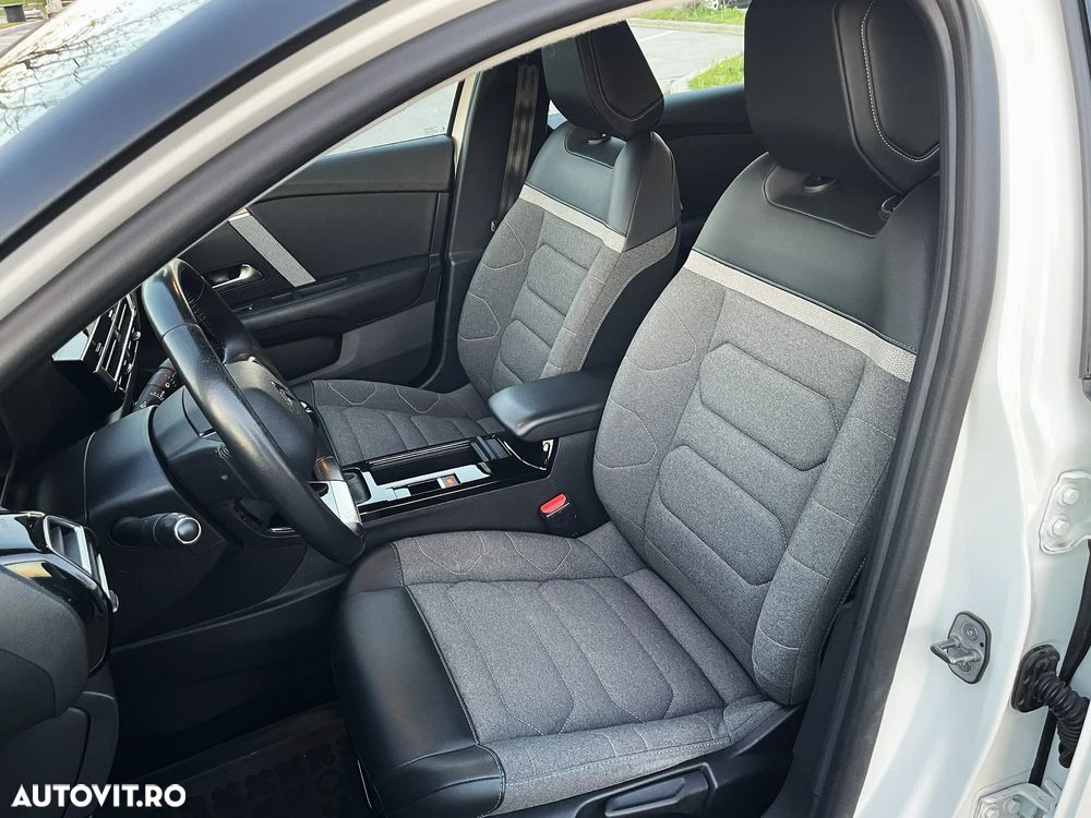 Citroën C4 PureTech 100 Stop&Start FEEL - 11