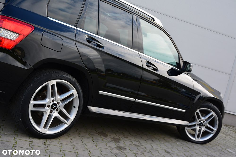 Mercedes-Benz GLK 350 CDI DPF 4Matic 7G-TRONIC SPORT EDITION - 28