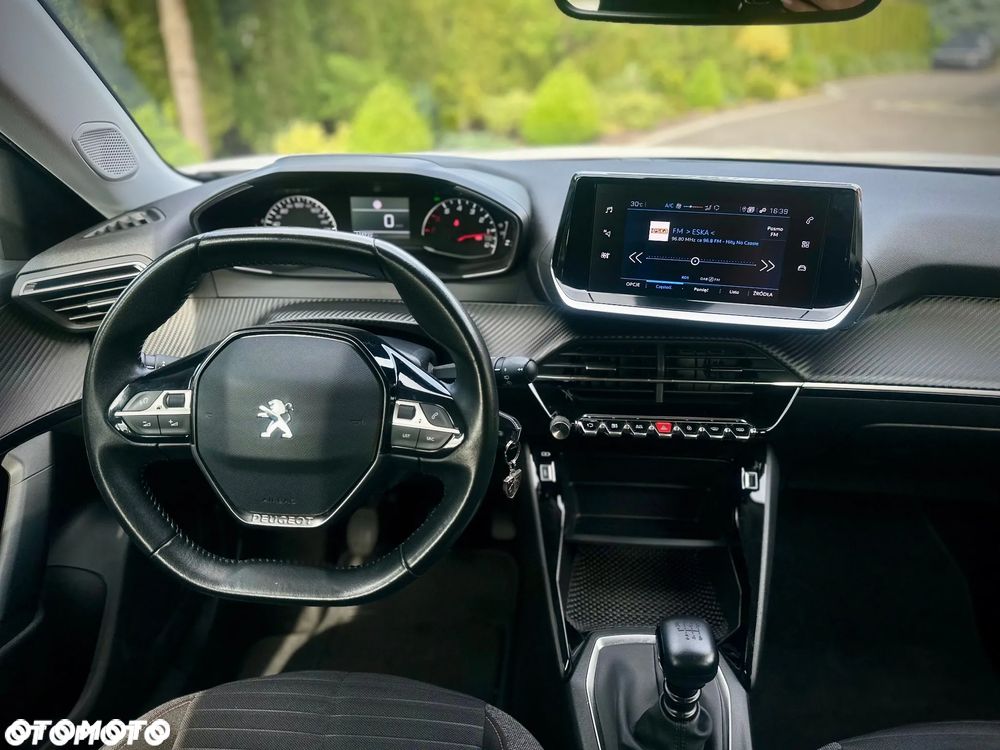 Peugeot 2008 - 7