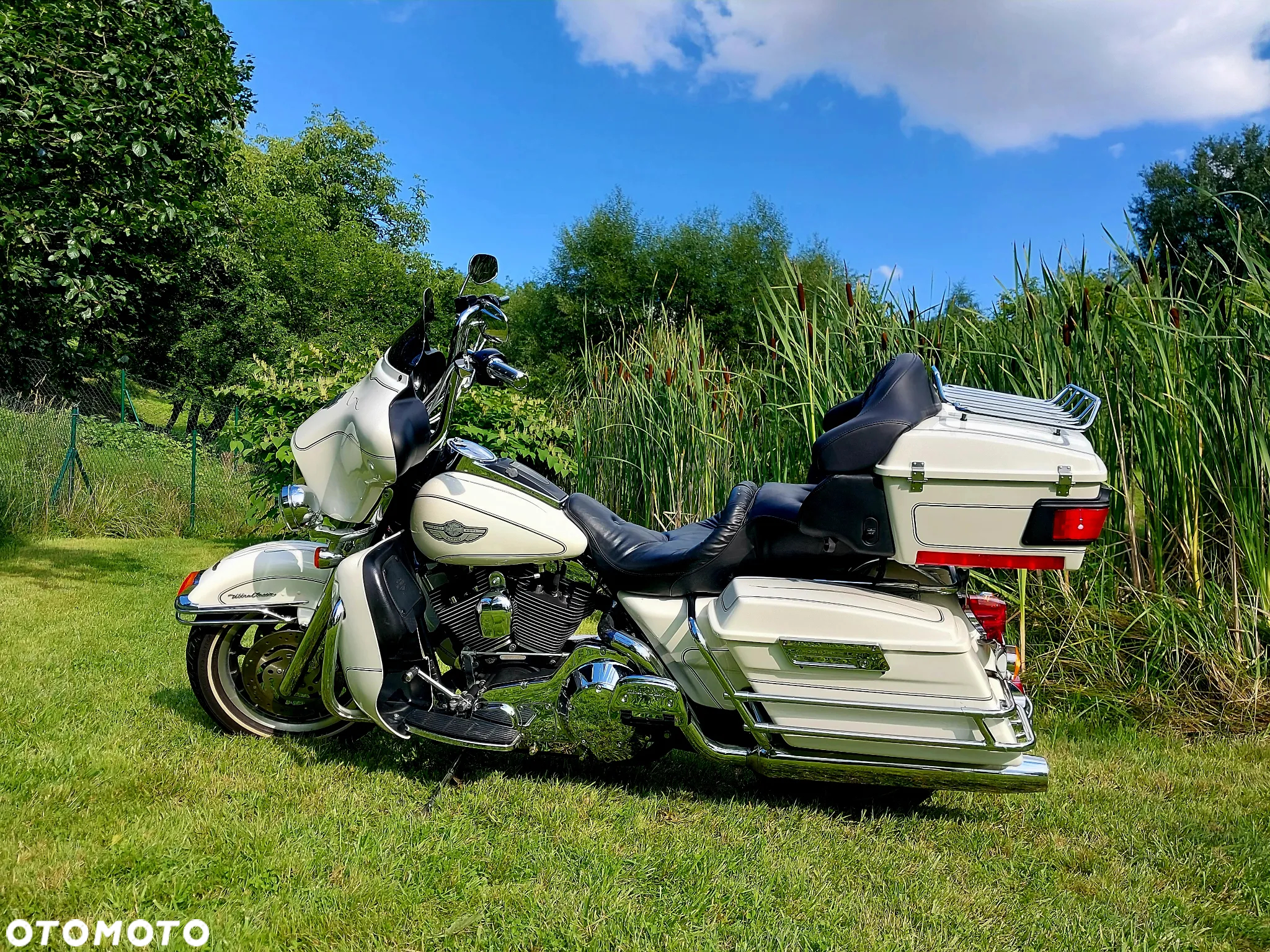 Harley-Davidson FLHTCU Ultra - 3