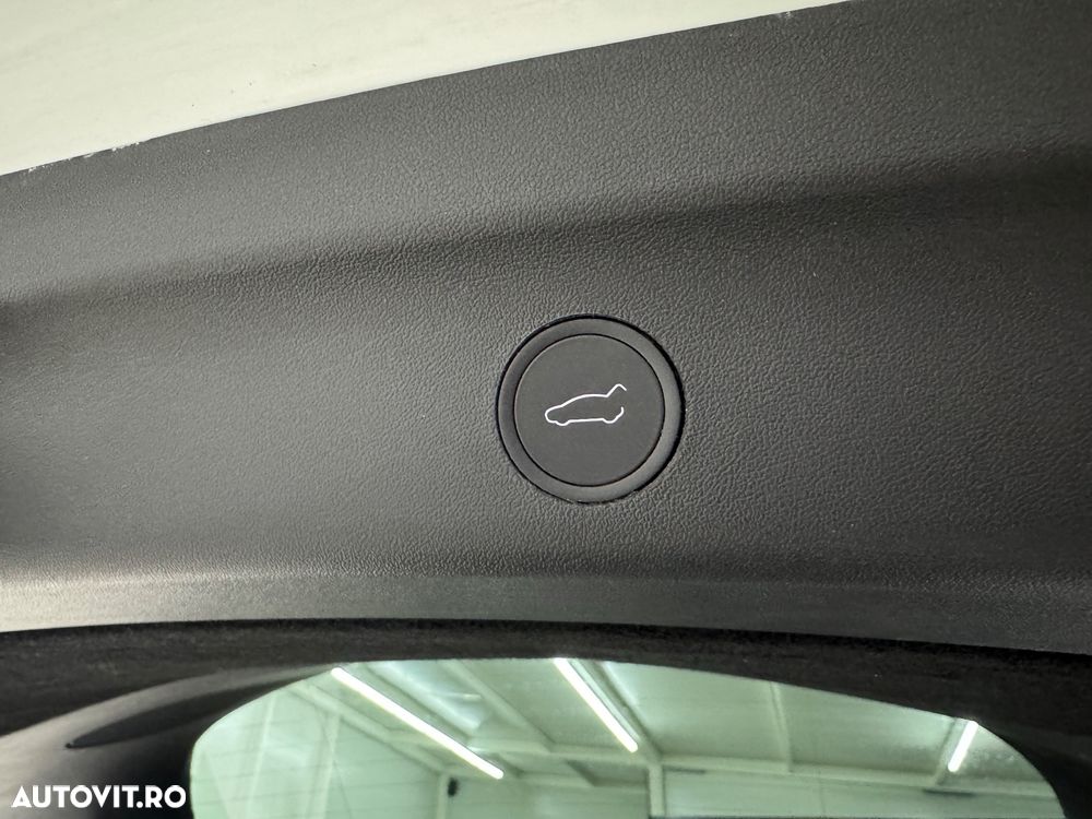 Tesla Model Y Long Range Dual Motor AWD - 20