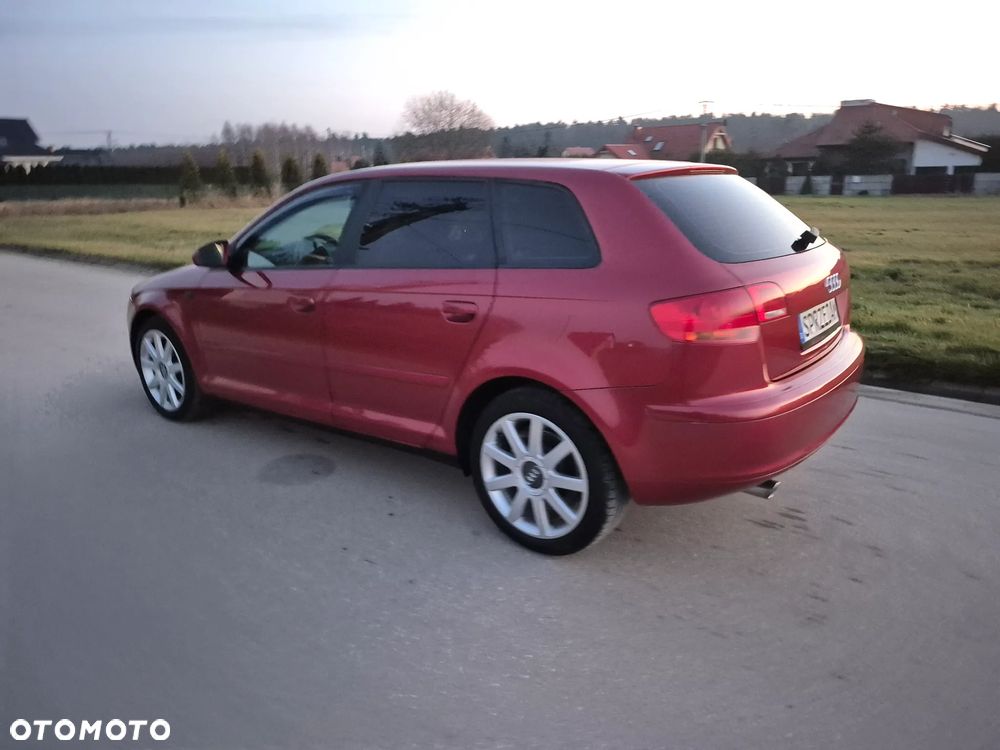 Audi A3 Sportback - 4