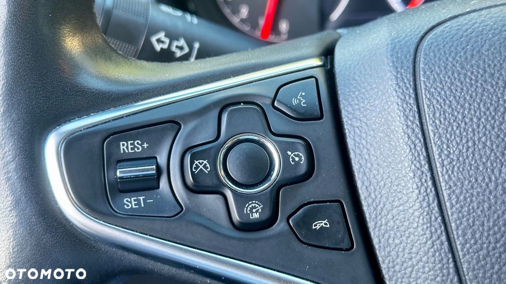 Opel Insignia 1.6 ECOTEC DI Turbo ecoFLEX Start/Stop Sport - 24