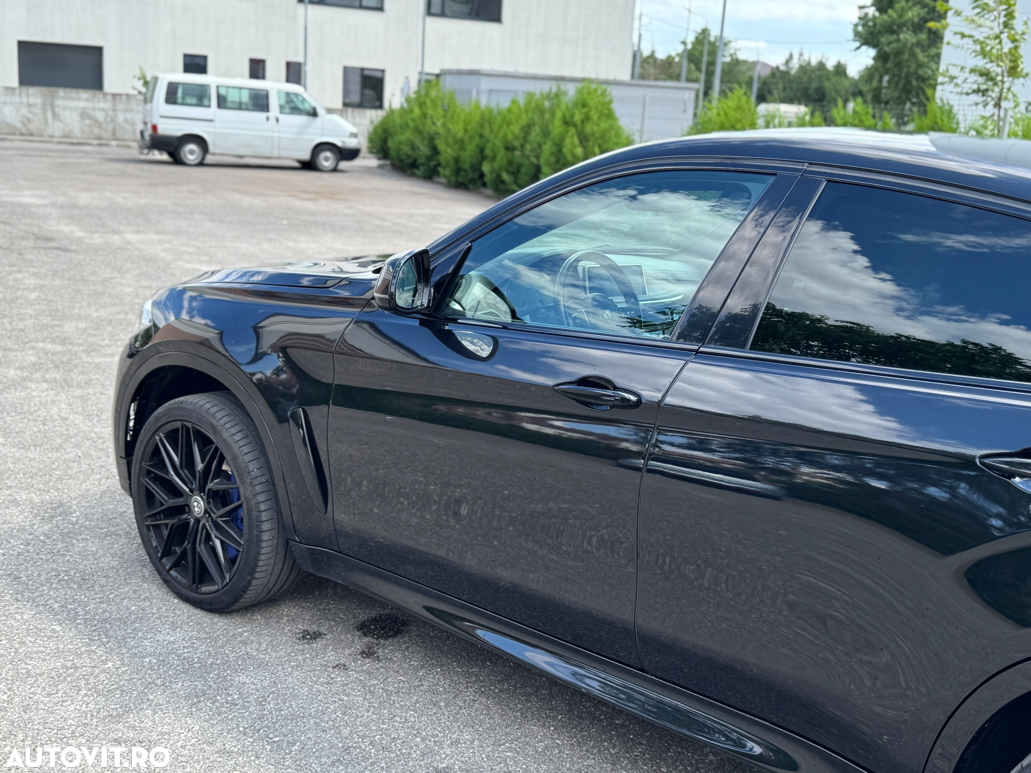 BMW X6 M M50d - 23