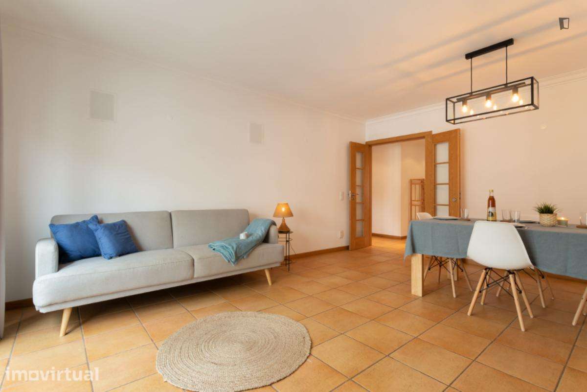 Apartamento com 2 quartos - localizado em Setubal - Grande imagem: 2/37