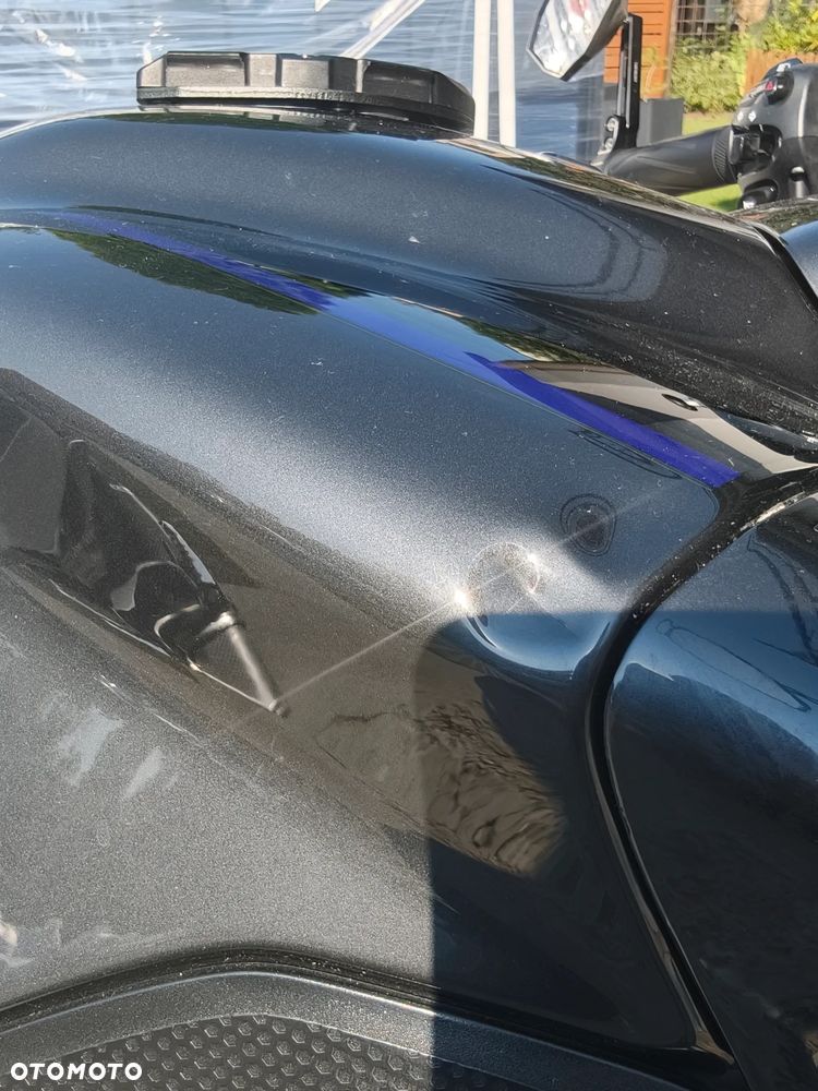 Yamaha FZ8 - 15
