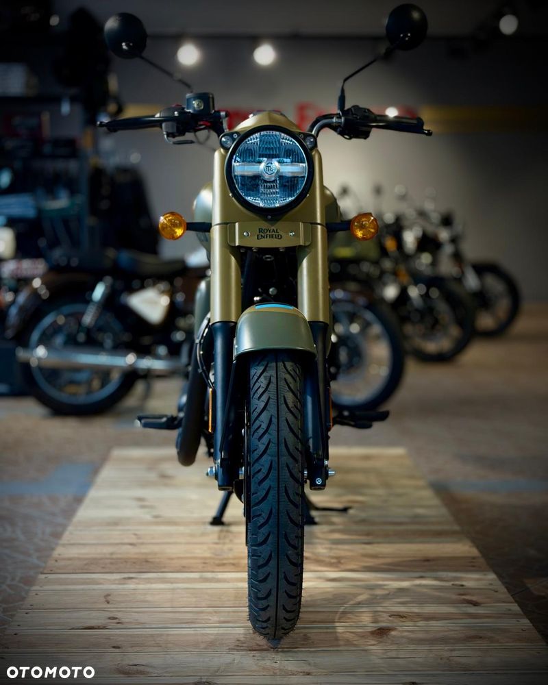 Royal Enfield Classic - 6