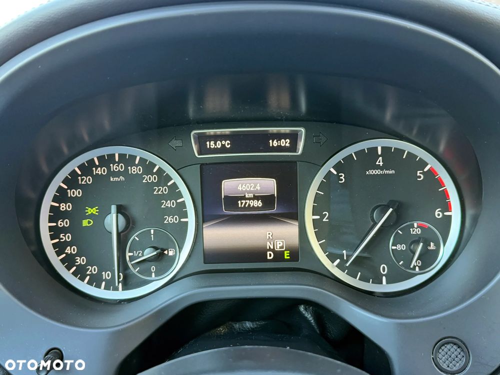 Infiniti Q30 1.5d Premium 7DCT - 6
