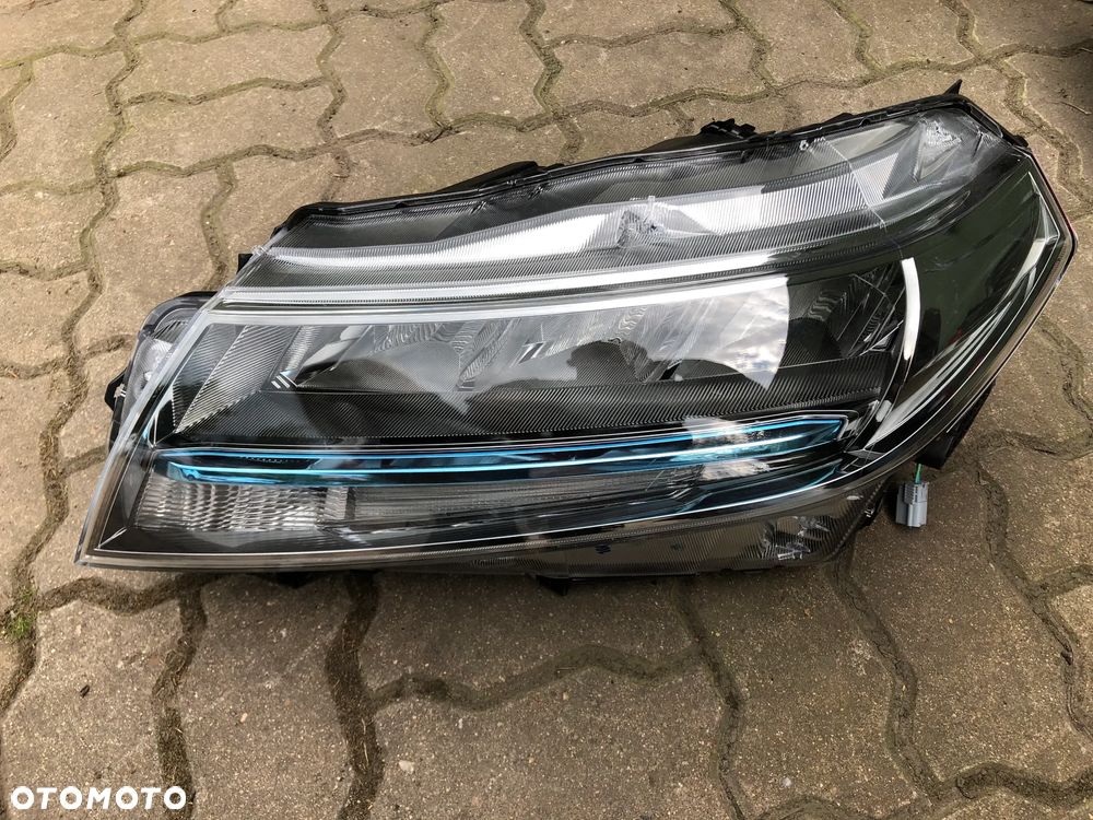 Reflektor lampa lewa Suzuki Vitara europa - 1