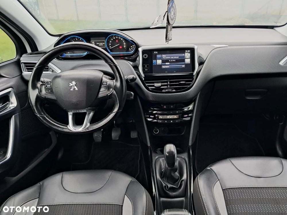 Peugeot 2008 1.2 Pure Tech Active S&S - 7