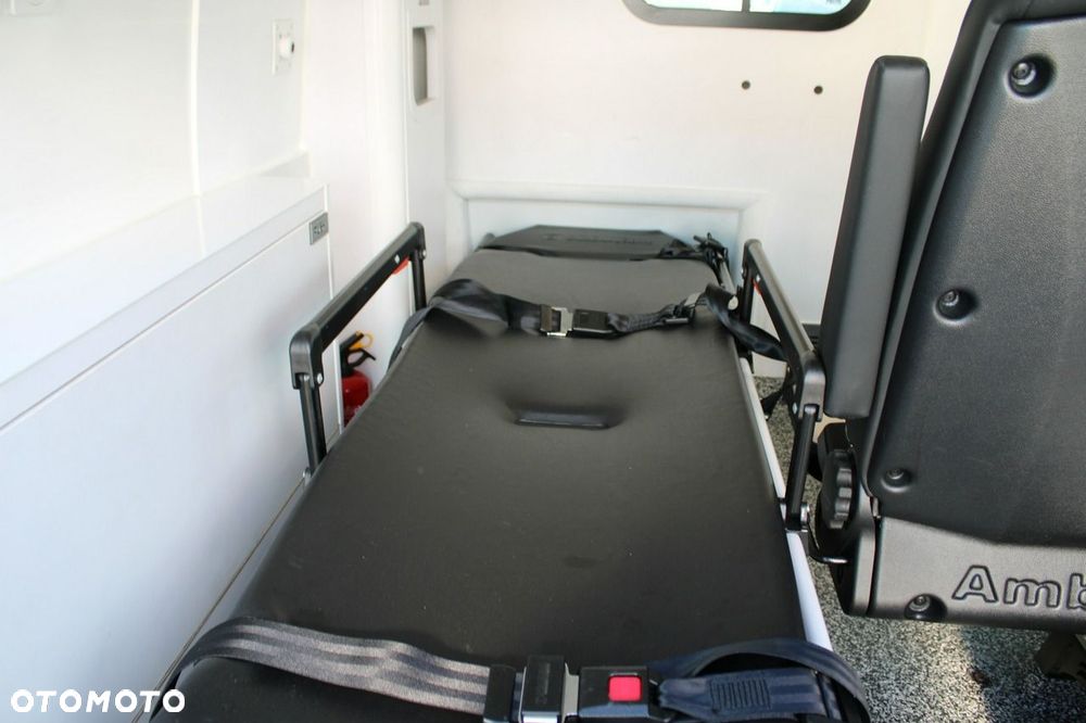 Ford Transit Connect - 26