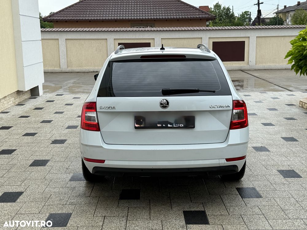 Skoda Octavia - 12