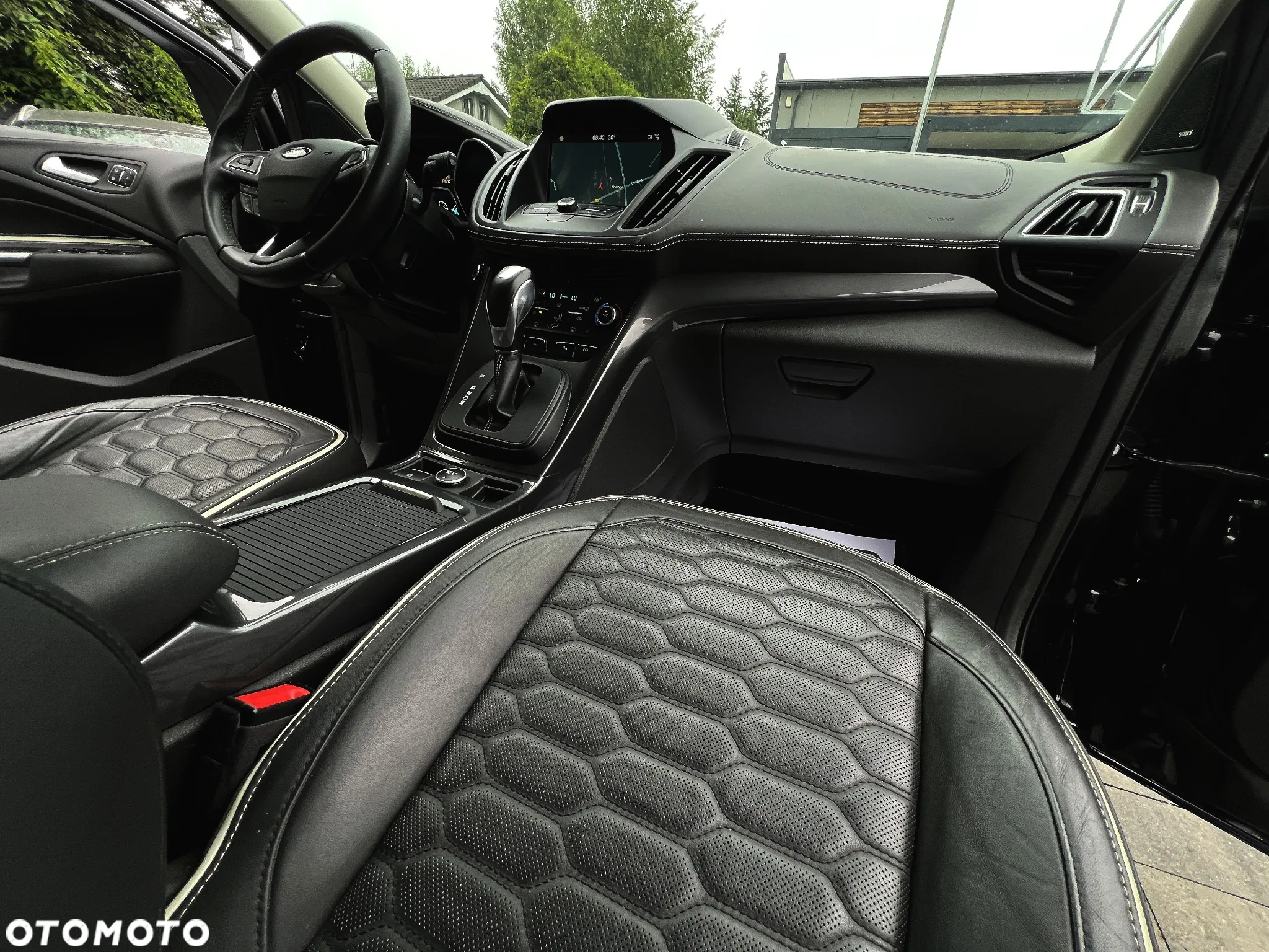 Ford Kuga 2.0 TDCi 4x4 Vignale - 16
