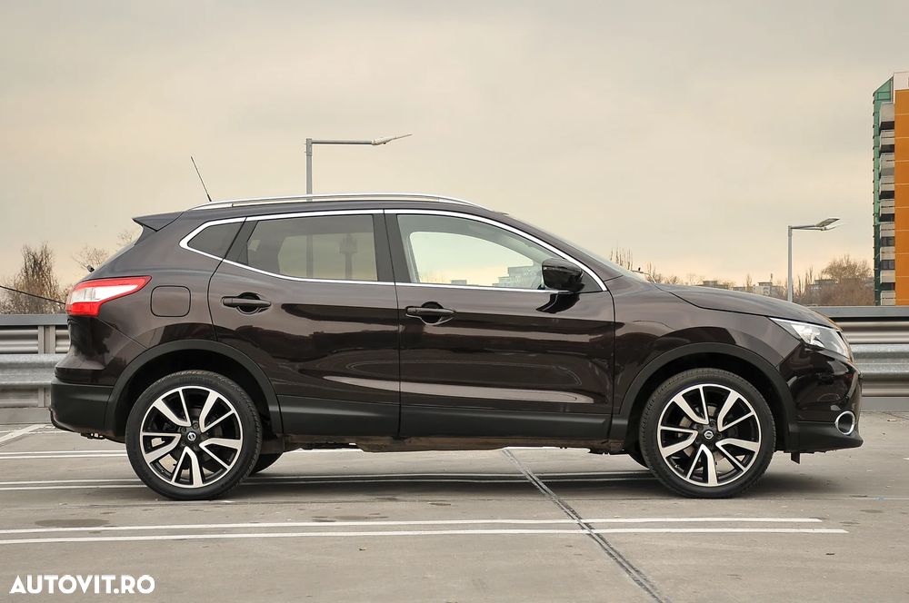 Nissan Qashqai 1.2 DIG-T Xtronic TEKNA - 2