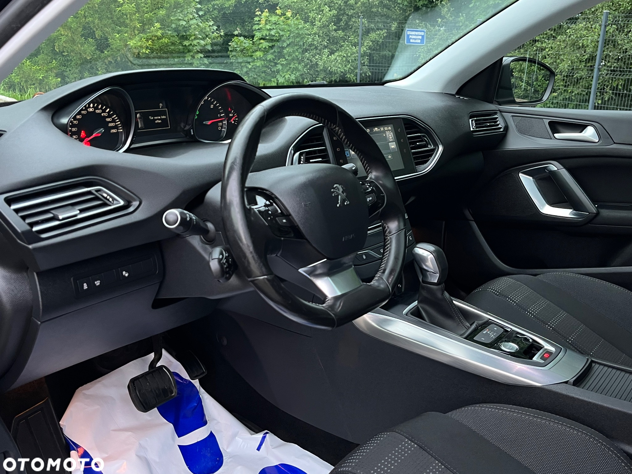 Peugeot 308 SW BlueHDi 150 EAT6 Stop & Start Allure - 6