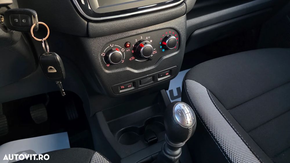 Dacia Lodgy Blue dCi 115 (7-Sitzer) Stepway - 8