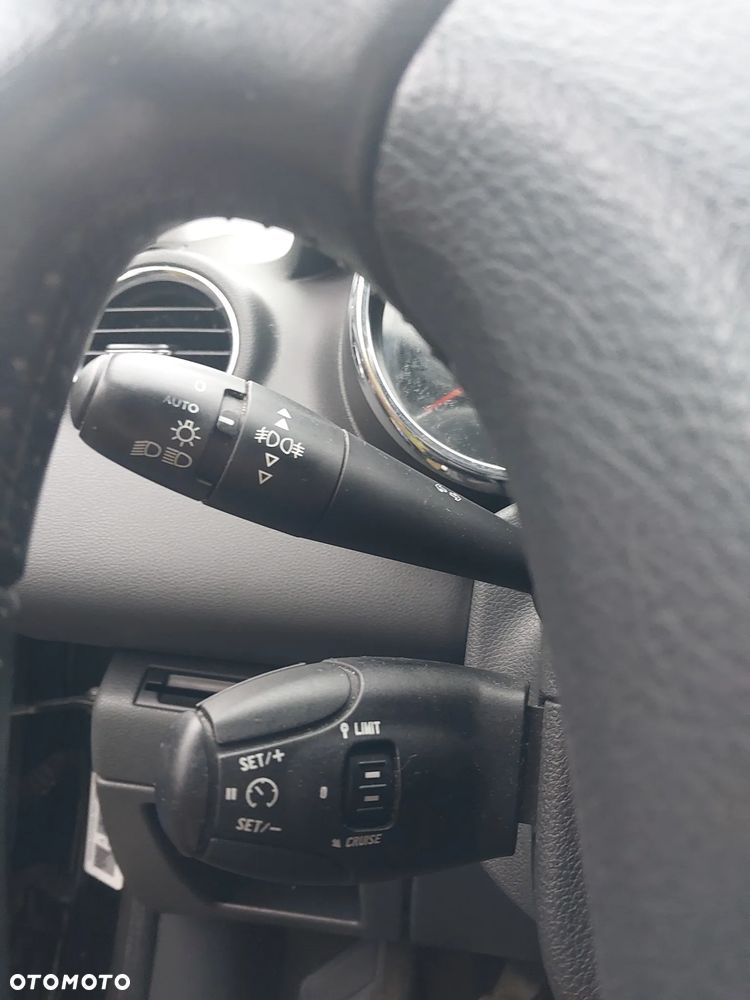 Peugeot 3008 HDi FAP 150 Platinum - 8