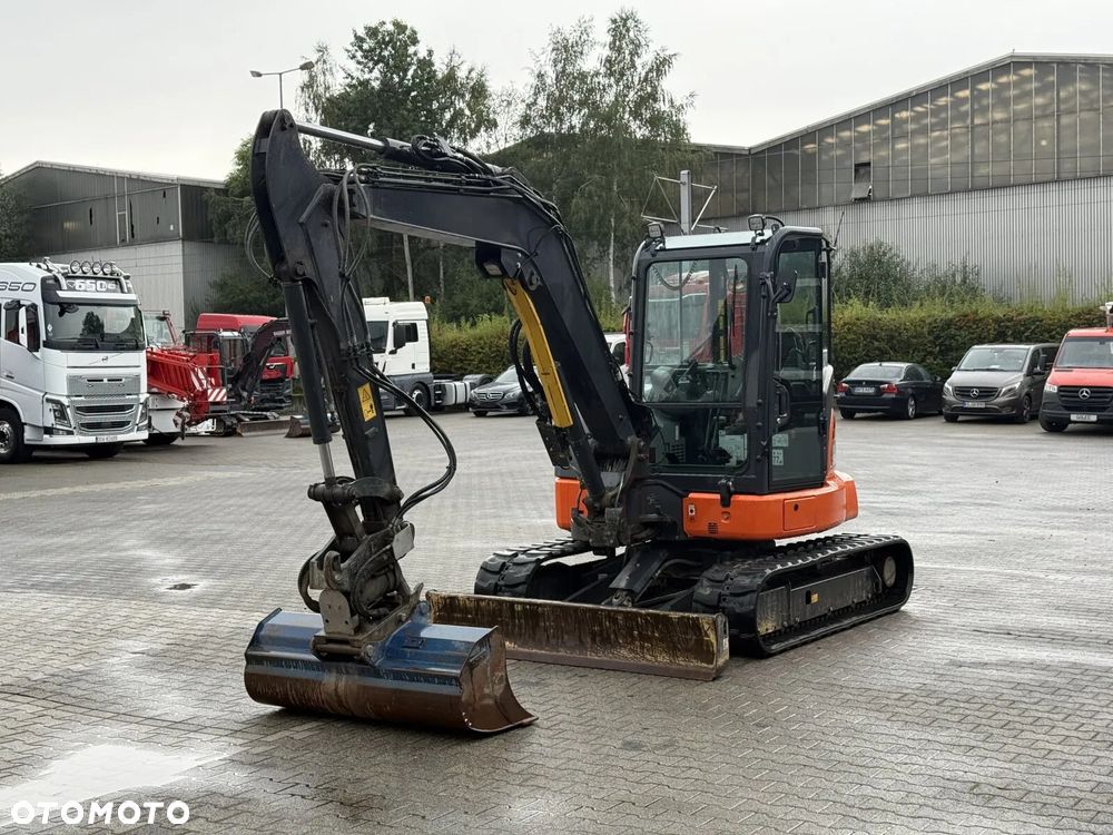 Komatsu PC58MR-5E0 - 7