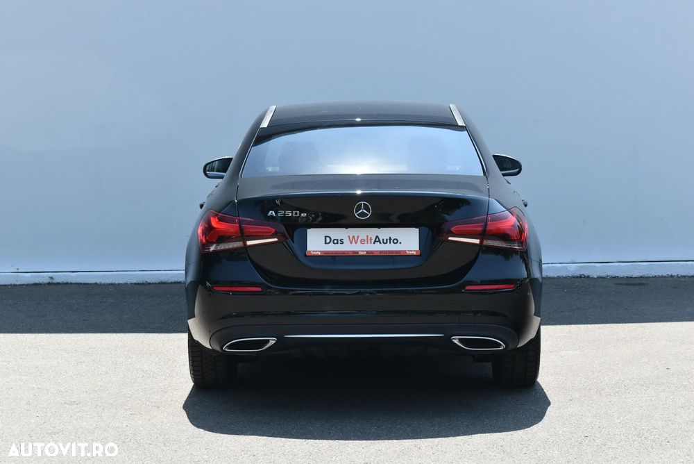 Mercedes-Benz A - 4