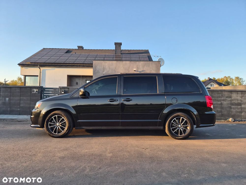 Dodge Grand Caravan 3.6 R/T - 1