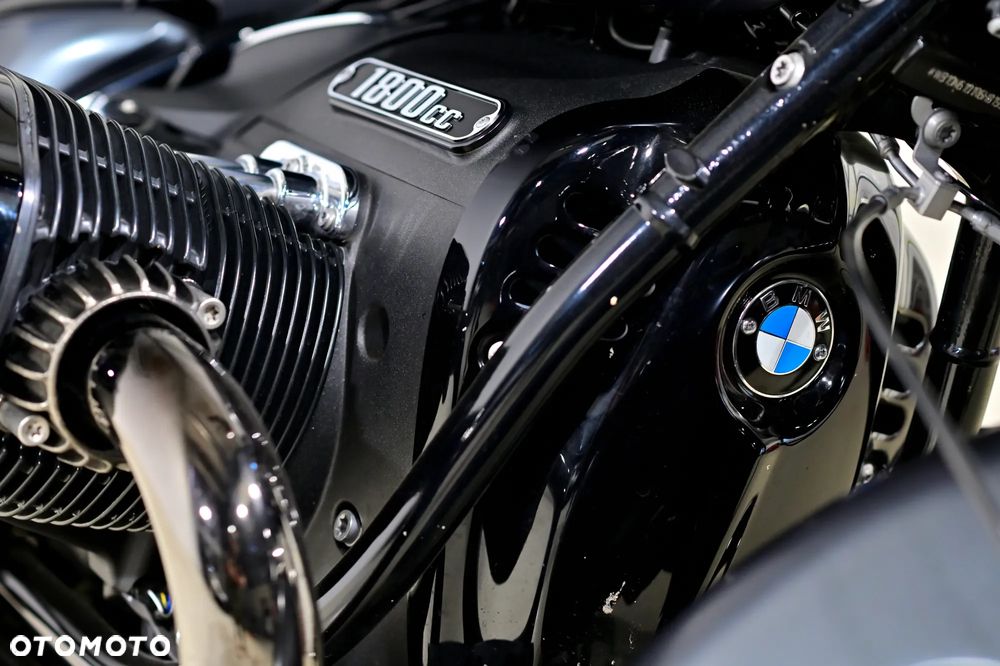 BMW R - 9