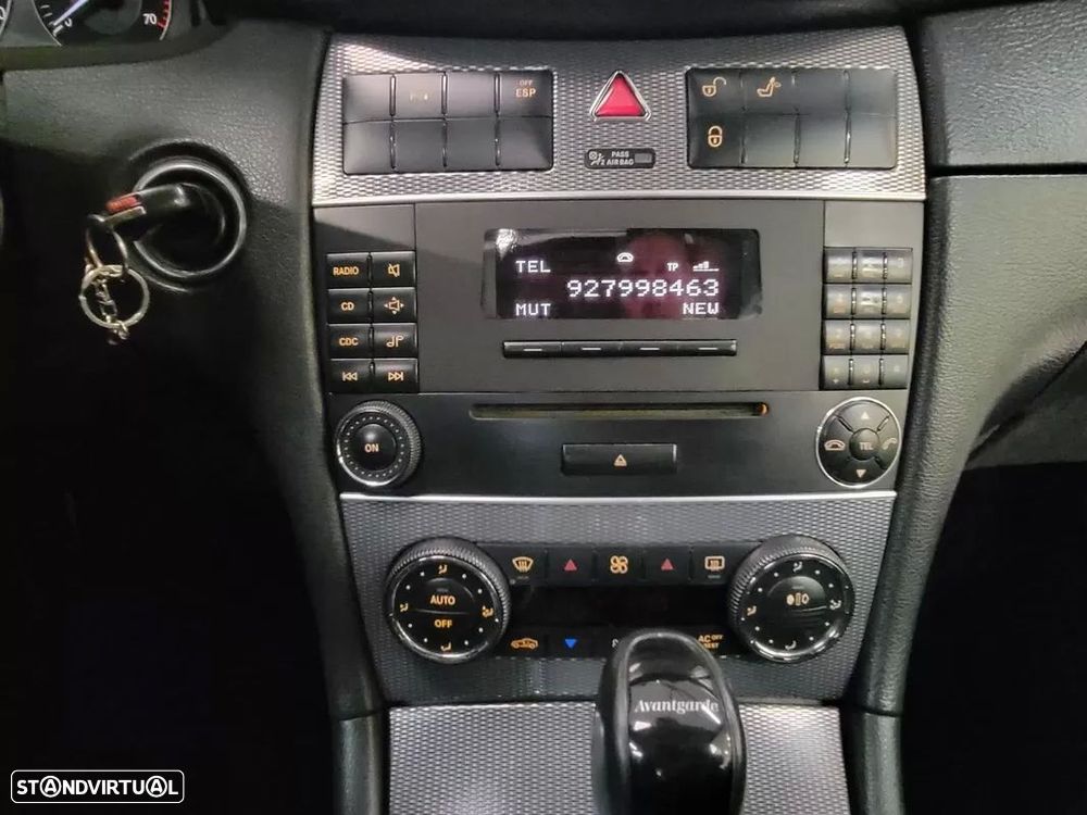 Mercedes-Benz CLK 200 K Avantgarde Aut. - 23