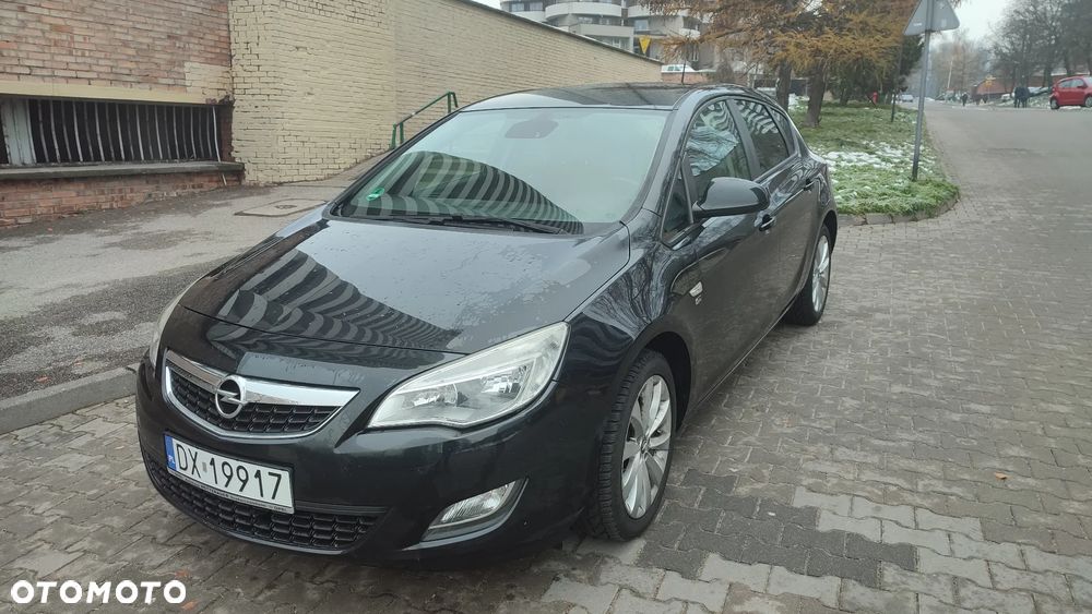 Opel Astra 1.4 Turbo - 1