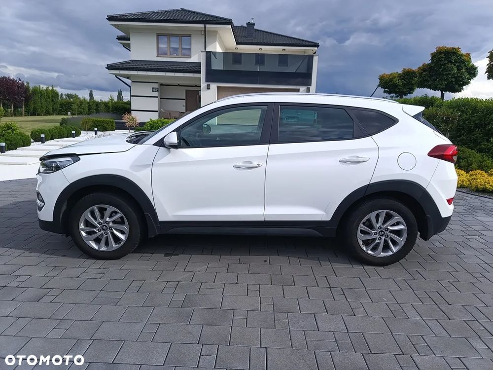 Hyundai Tucson 1.6 GDI BlueDrive Comfort 2WD - 2
