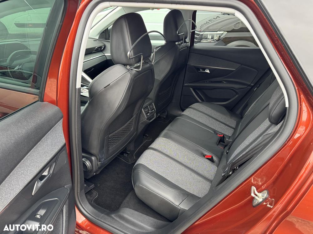 Peugeot 3008 PureTech 130 Stop & Start GPF EAT8 Active Business-Paket - 9