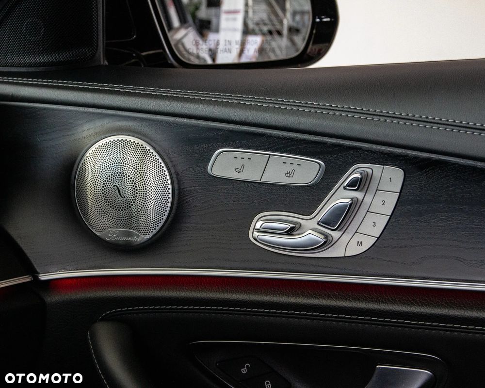 Mercedes-Benz Klasa E AMG 63 S 4Matic+ AMG Speedshift MCT-9G - 23