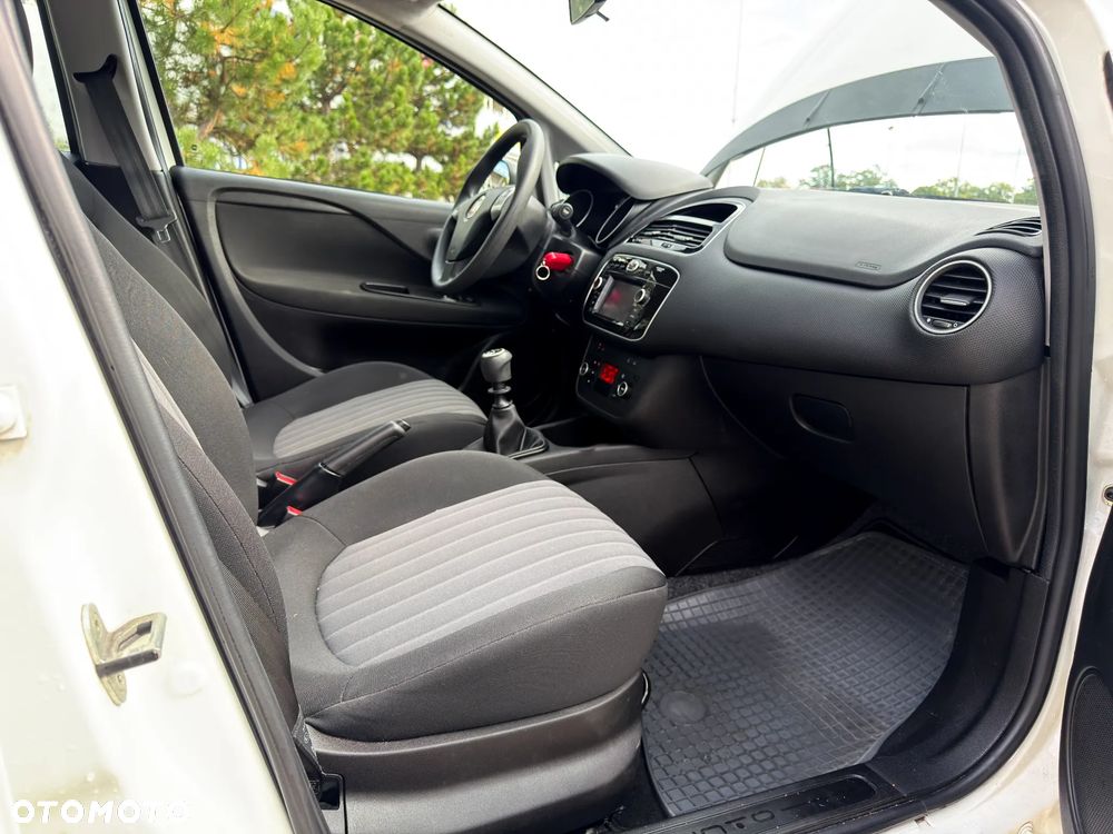 Fiat Punto - 18