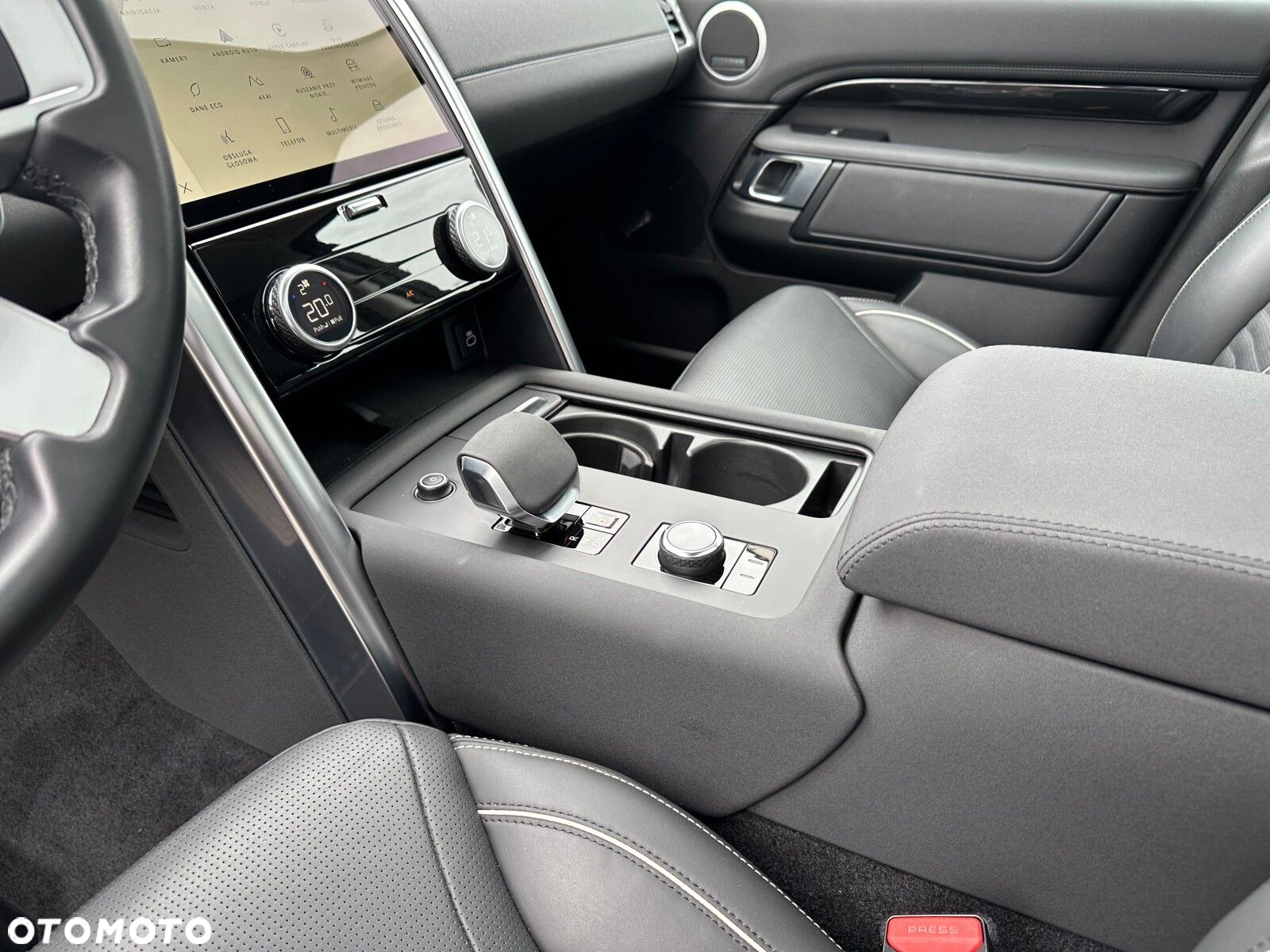Land Rover Discovery - 35