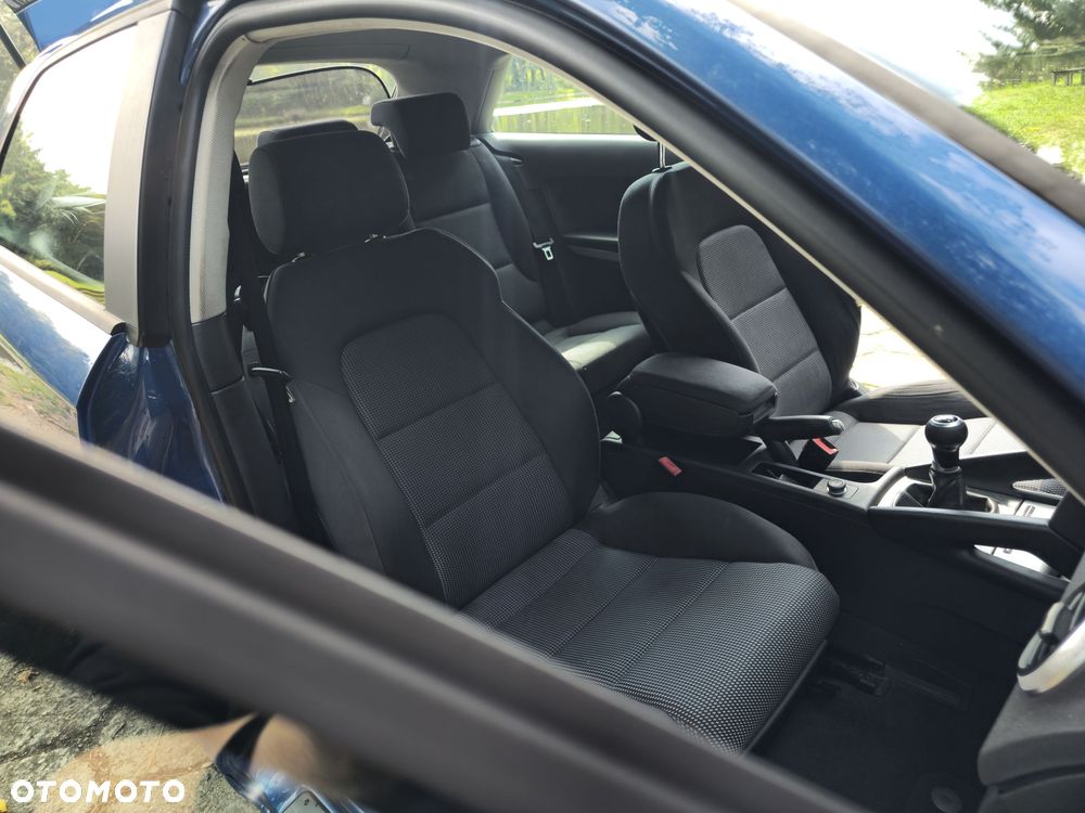 Audi A3 3-drzwiowe 1.6 TDI DPF Ambiente - 14