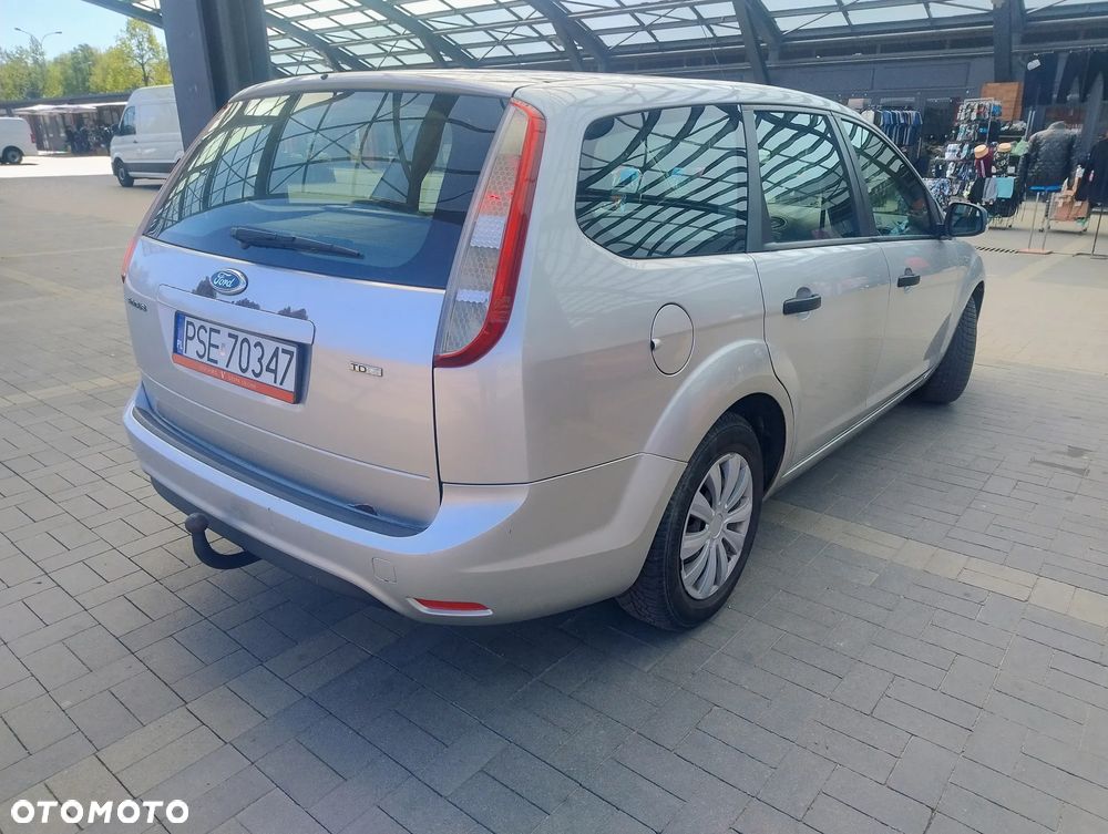 Ford Focus 1.6 TDCi Trend - 4