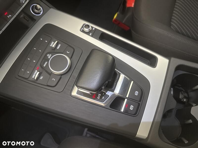 Audi Q5 35 TDI Quattro S tronic - 17