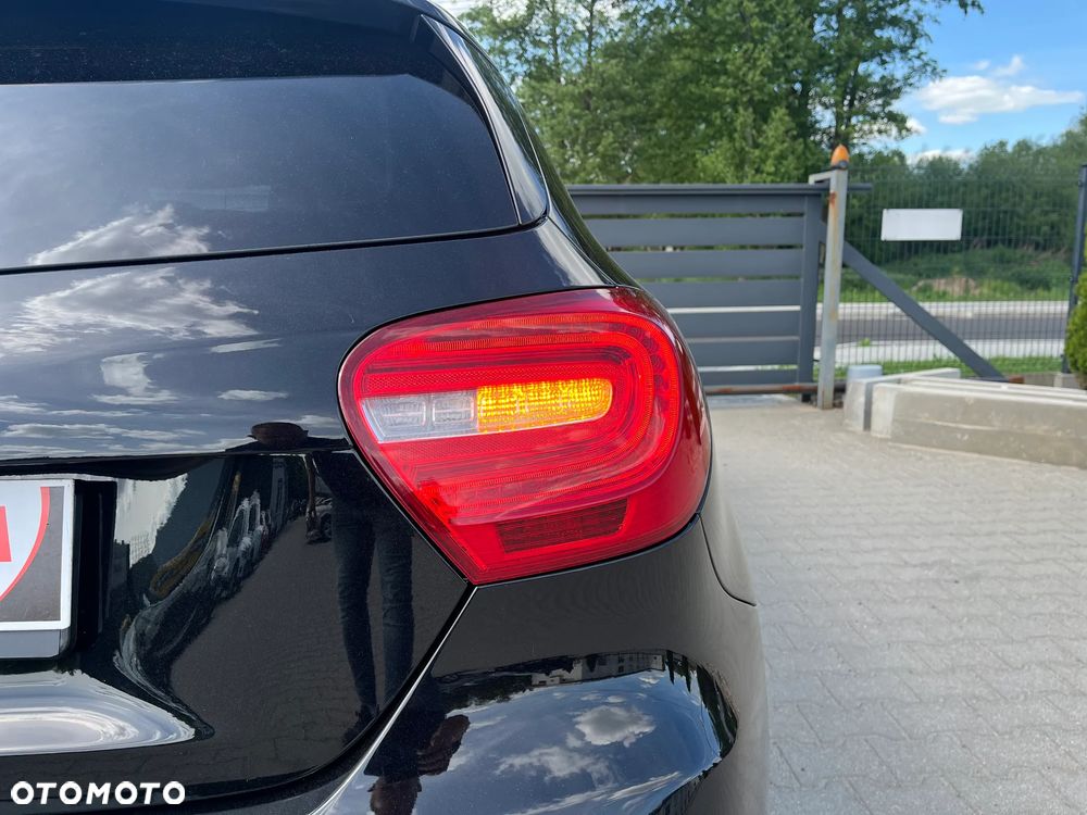 Mercedes-Benz Klasa A 180 7G-DCT AMG Line - 14