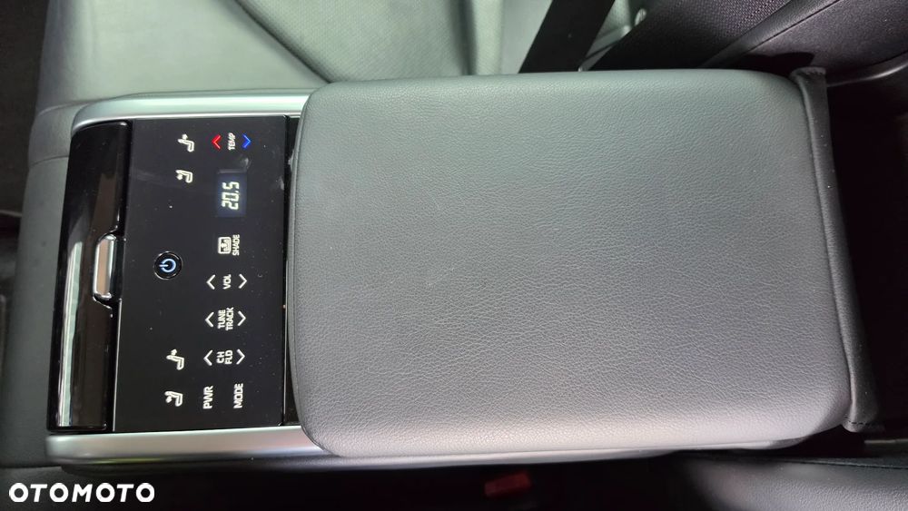 Toyota Camry 2.5 Hybrid Executive CVT - 11