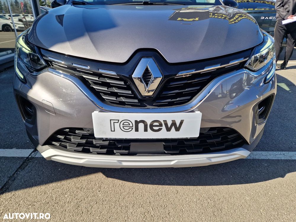 Renault Captur PHEV 160 Techno - 27