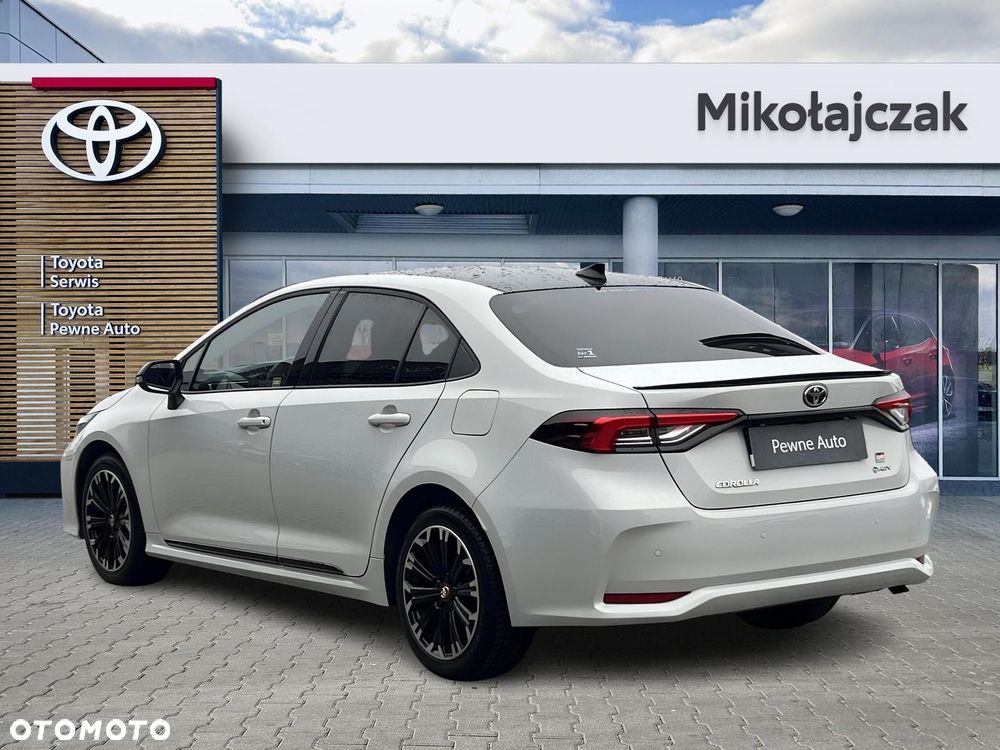 Toyota Corolla 1.8 Hybrid GR Sport - 3