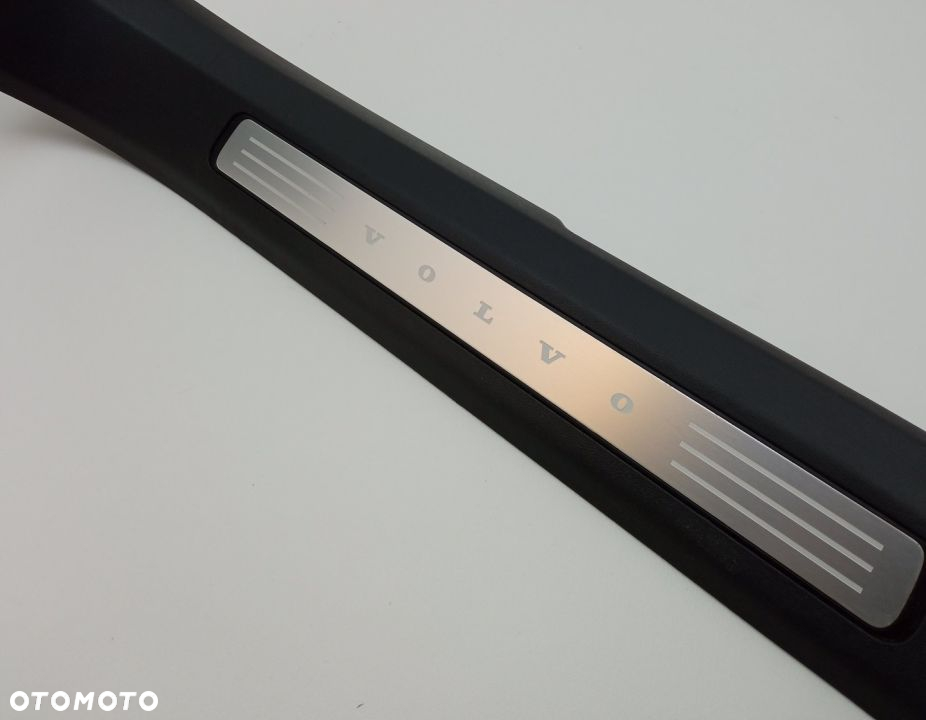 LISTWA PROGOWA LEWY PRZÓD VOLVO XC90 II 31363642 - 2